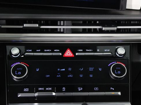 Certified 2026 Hyundai Santa Fe SEL FWD image 23