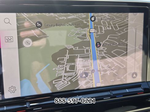 Certified 2025 Volkswagen Atlas Cross Sport SEL Premium R-Line image 23