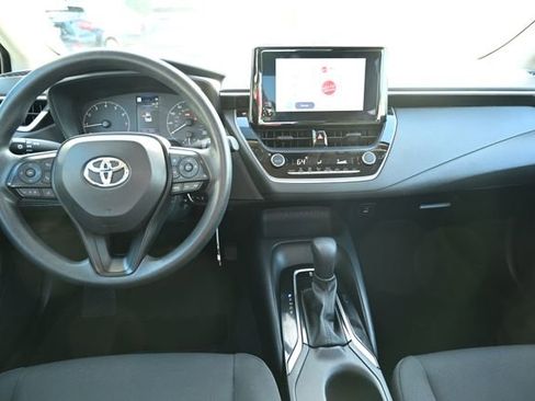 Used 2023 Toyota Corolla LE image 49