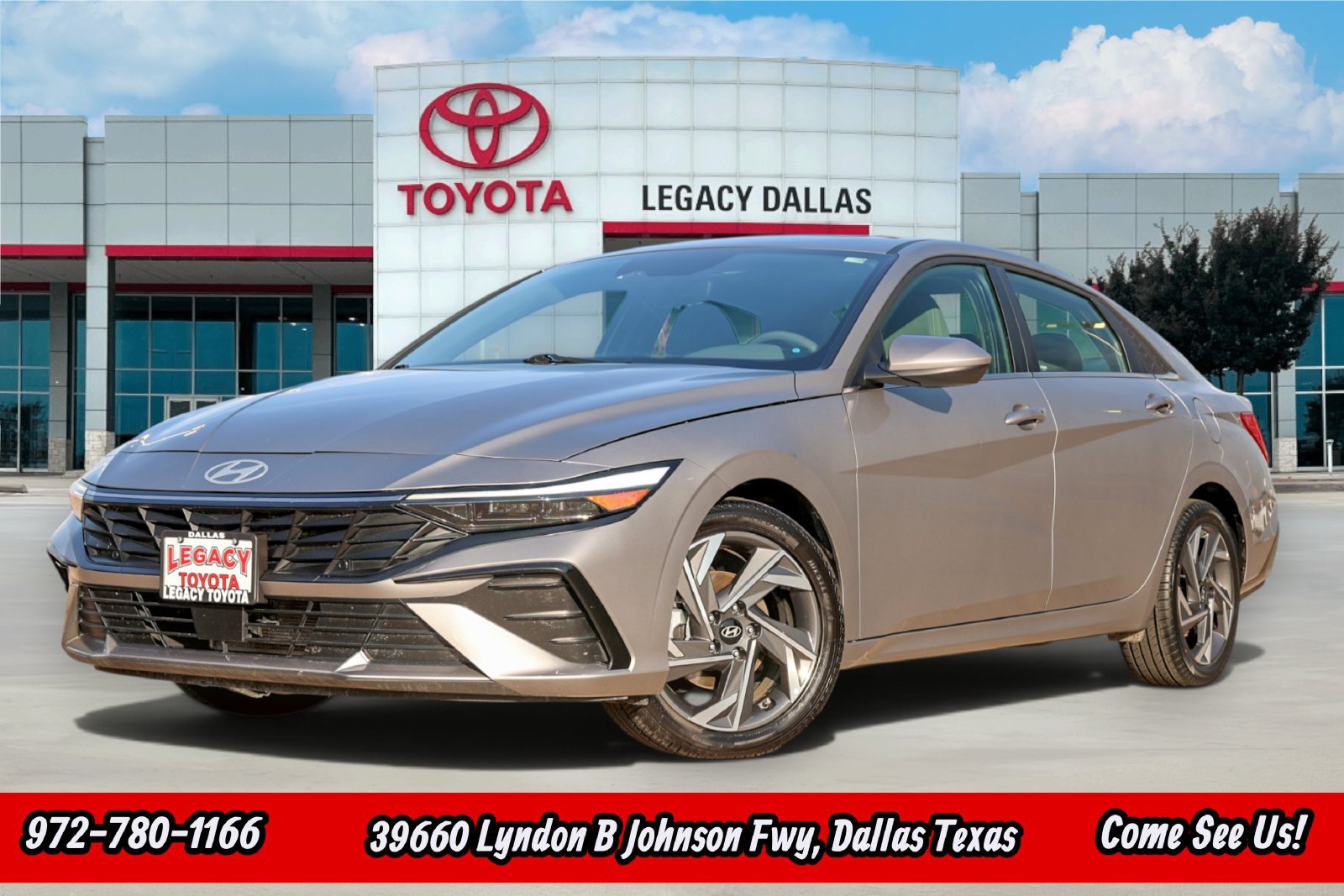 Used 2025 Hyundai Elantra SEL FWD image 1