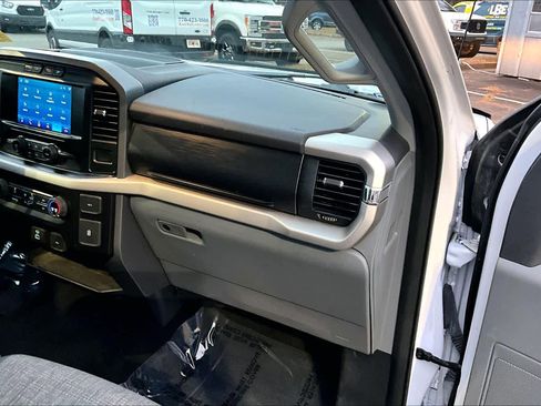 Used 2021 Ford F150 XLT w/ XTR Package image 17