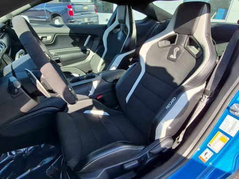 Used 2020 Ford Mustang Shelby GT500 w/ Technology Package image 10