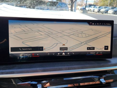 New 2026 BMW X5 xDrive50e w/ Executive Package AWD/4WD image 13