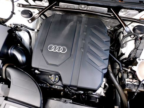 Used 2022 Audi Q5 2.0T Premium Plus AWD/4WD image 23