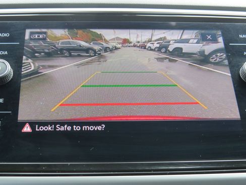 Used 2023 Volkswagen Atlas SEL Premium image 32