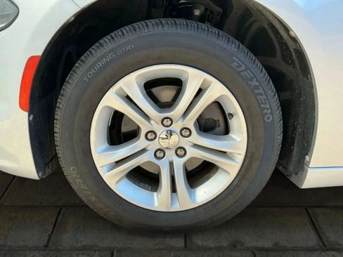 Used 2021 Dodge Charger SXT w/ Leather Interior Group image 24