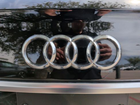 Used 2022 Audi Q5 2.0T Premium image 40