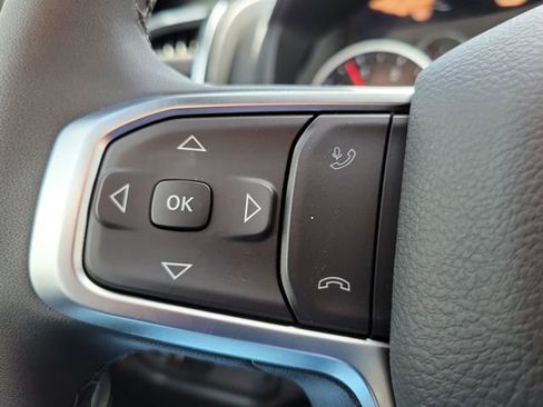 New 2025 RAM 2500 Big Horn AWD/4WD image 16