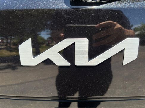 Used 2024 Kia Soul LX FWD image 19