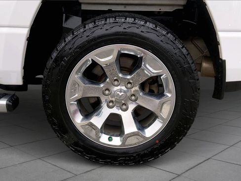 Used 2021 RAM 1500 Big Horn image 10