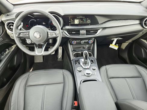 Used 2024 Alfa Romeo Stelvio Sprint AWD/4WD image 10