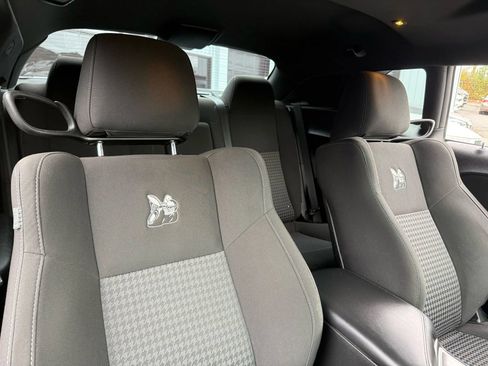 Used 2020 Dodge Challenger R/T Scat Pack w/ Dynamics Package RWD image 17