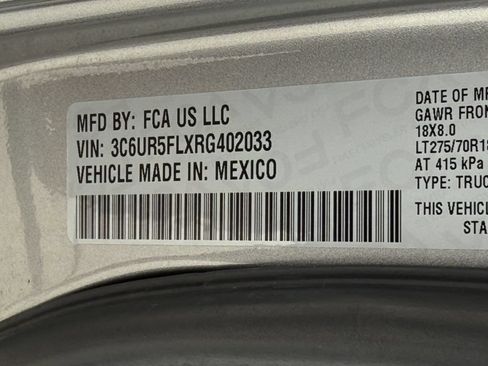 Used 2024 RAM 2500 Laramie w/ Safety Group AWD/4WD image 32