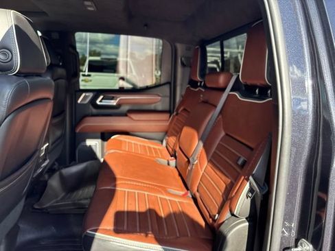 Used 2022 GMC Sierra 1500 Denali Ultimate AWD/4WD image 29