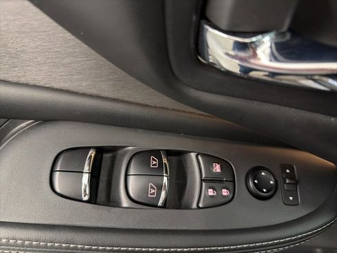 Used 2020 Nissan Murano SL w/ Moonroof Package image 13