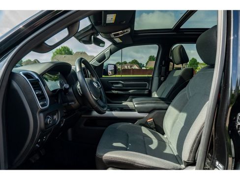 Used 2023 RAM 1500 Big Horn AWD/4WD image 11