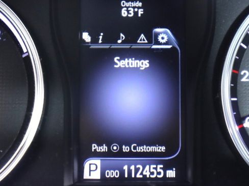 Used 2017 Toyota Camry SE FWD image 14
