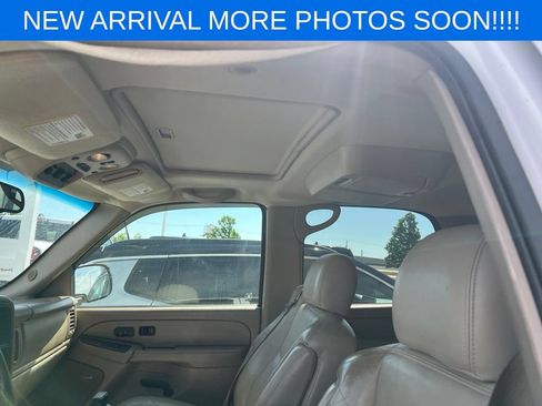 Used 2005 Chevrolet Tahoe Z71 w/ Preferred Equipment Group AWD/4WD image 16