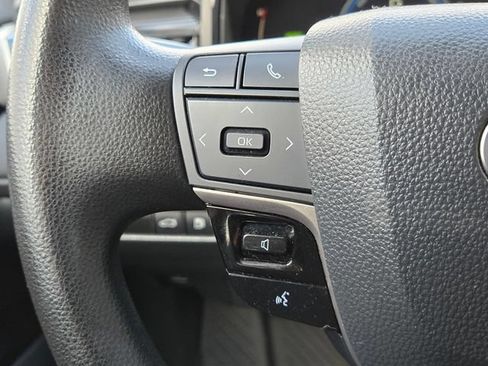 Used 2025 Toyota Camry LE FWD image 20