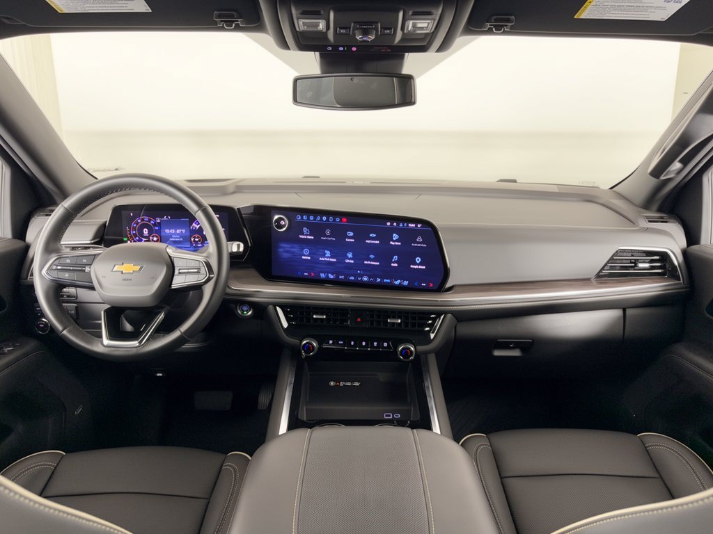 Used 2025 Chevrolet Tahoe Premier AWD/4WD image 17