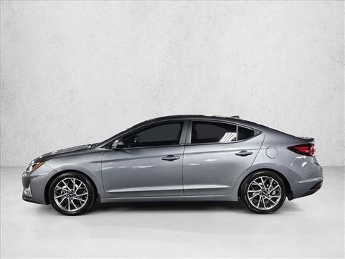 Used 2019 Hyundai Elantra Limited FWD image 8