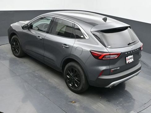 Used 2024 Ford Escape Active image 41