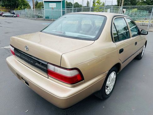 Used 1997 Toyota Corolla CE image 5