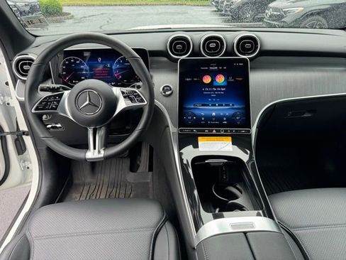 Used 2026 Mercedes-Benz GLC 300 4MATIC image 13