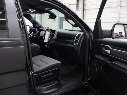 Used 2023 RAM 1500 Big Horn AWD/4WD image 25