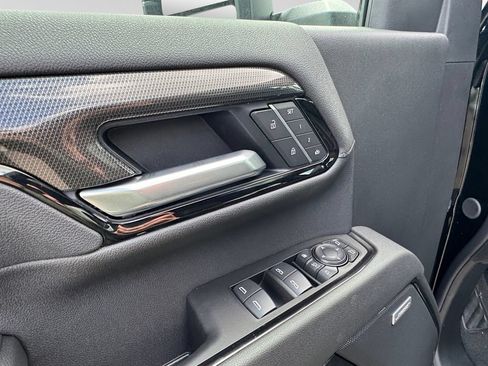 New 2026 GMC Sierra 2500 AT4 w/ Technology Package AWD/4WD image 13