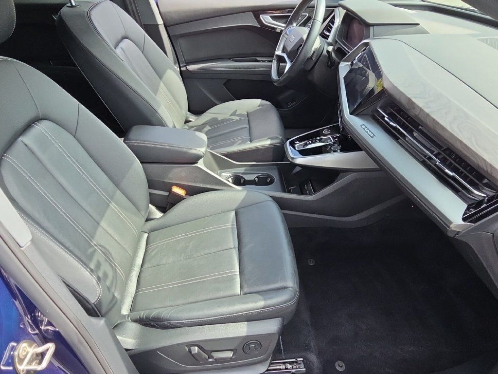 Used 2023 Audi Q4 e-tron Premium Plus RWD image 18