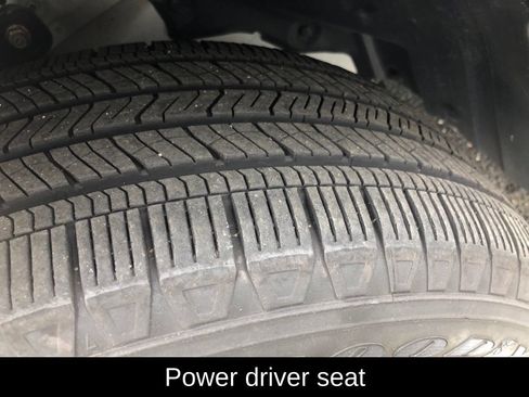 Certified 2025 Honda Pilot EX-L image 10