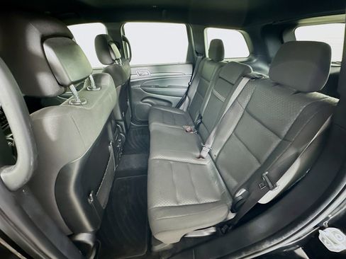 Used 2022 Jeep Grand Cherokee Laredo E w/ Security & Convenience Group image 27