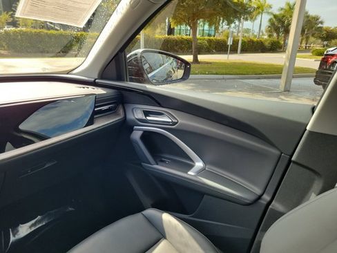 Certified 2025 Audi Q5 Premium w/ Convenience Package image 14