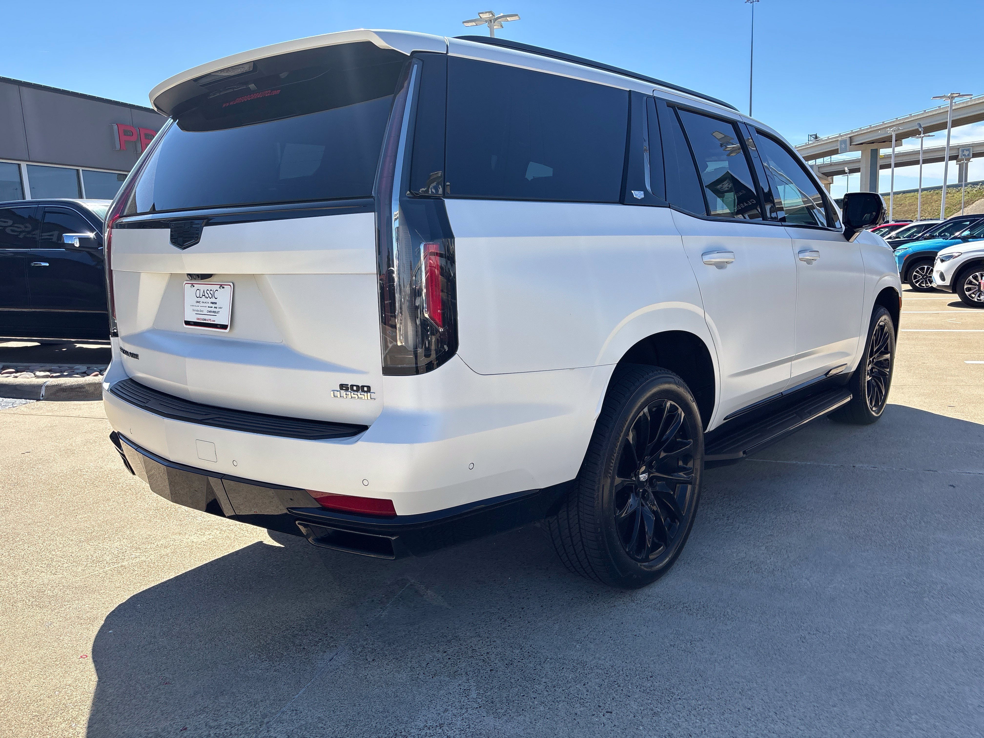 Used 2021 Cadillac Escalade Sport Platinum RWD image 13