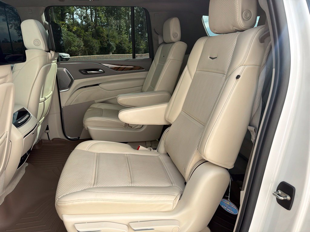 Used 2022 Cadillac Escalade ESV Sport Platinum AWD/4WD image 52