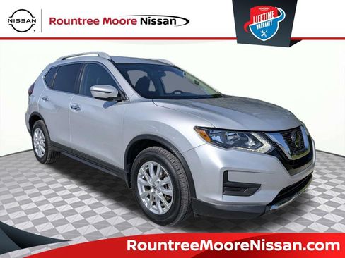 Used 2019 Nissan Rogue S w/ Special Edition Package FWD image 1