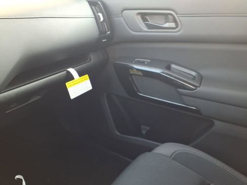 New 2026 Nissan Pathfinder SV image 23