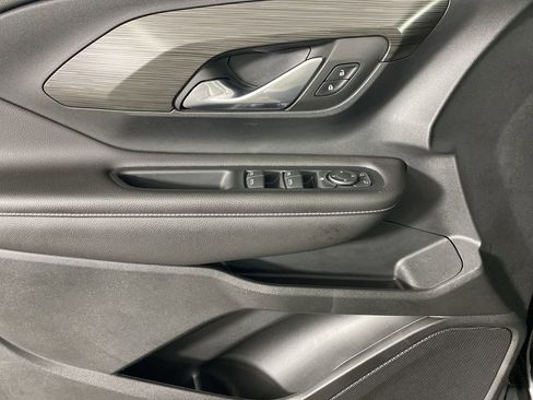 Used 2022 GMC Terrain SLE w/ Driver Convenience Package image 24