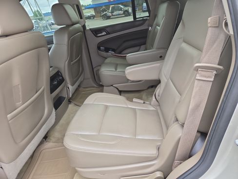 Used 2015 Chevrolet Tahoe LTZ RWD image 11