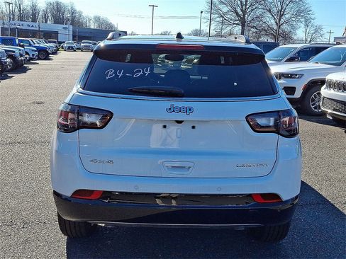 New 2024 Jeep Compass Limited w/ Elite Group image 5