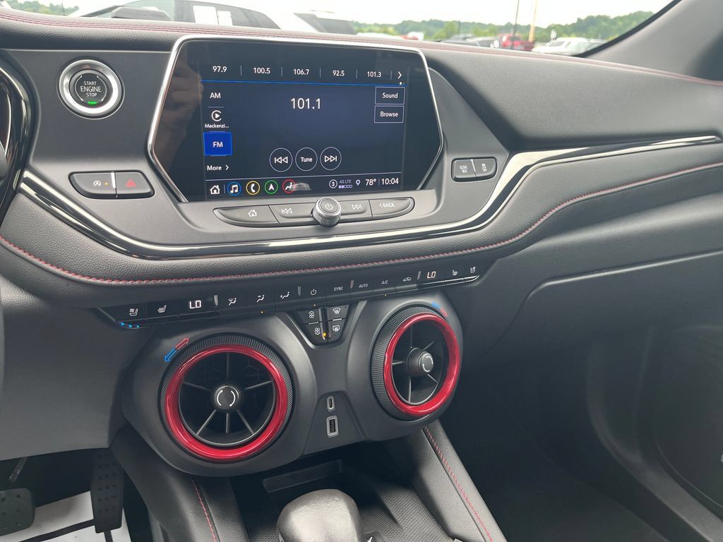Used 2021 Chevrolet Blazer RS w/ Enhanced Convenience Package AWD/4WD image 17