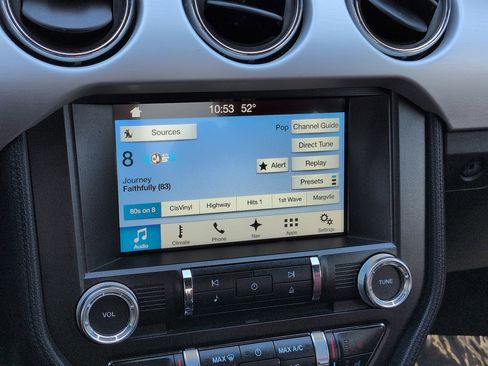 Used 2017 Ford Mustang GT Premium image 17