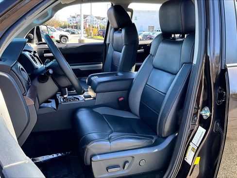 Used 2020 Toyota Tundra Limited w/ Limited Premium Package AWD/4WD image 8