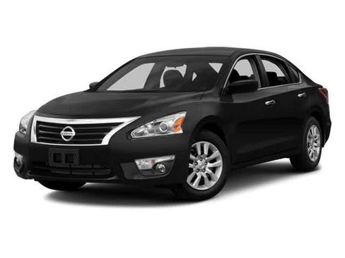 Used 2014 Nissan Altima 2.5 S FWD image 1