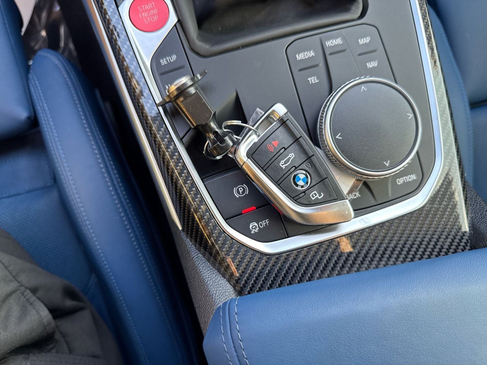 Used 2024 BMW M4 Coupe w/ Executive Package RWD image 39