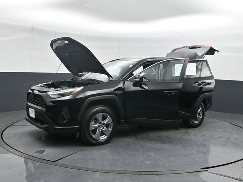 Used 2024 Toyota RAV4 XLE image 61
