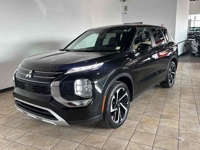 Used 2024 Mitsubishi Outlander SE Black Edition