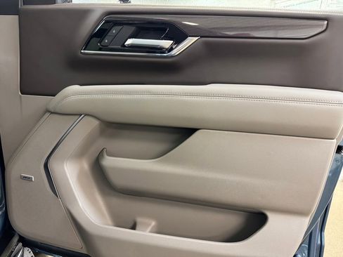 New 2026 GMC Yukon Elevation w/ Elevation Premium Package image 33
