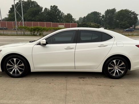 Used 2015 Acura TLX FWD image 11
